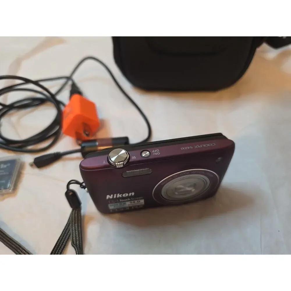 Nikon COOLPIX S4100 Plum Digital Camera 14MP 5x Optical Zoom - Bundle Tested